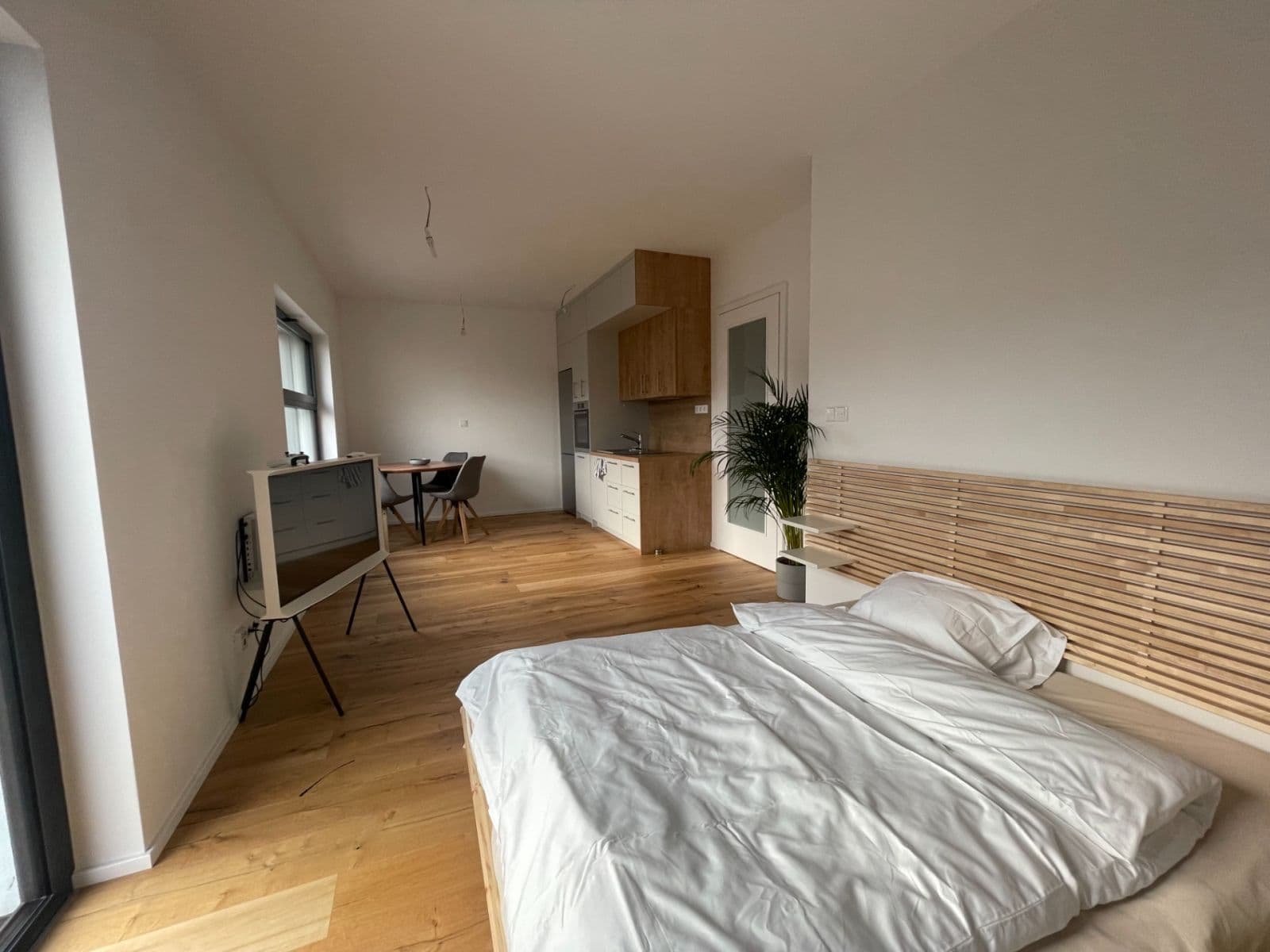 Pronájem bytu 1+kk 31 m², Kurandové, Praha, Praha Pronájem bytu 1+kk 31 m², Kurandové, Praha, Praha