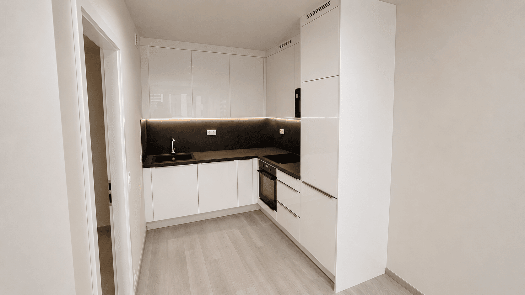 Pronájem bytu 2+kk 50 m², Komárkova, Praha, Praha Pronájem bytu 2+kk 50 m², Komárkova, Praha, Praha