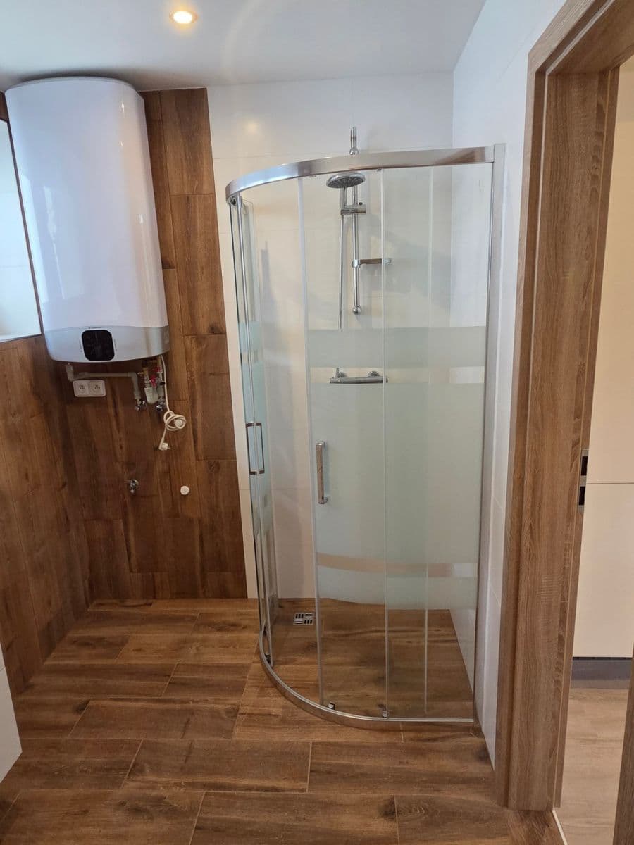Pronájem bytu 4+1 107 m², Dalibora z Myšlína, Doksy, Liberecký kraj Pronájem bytu 4+1 107 m², Dalibora z Myšlína, Doksy, Liberecký kraj