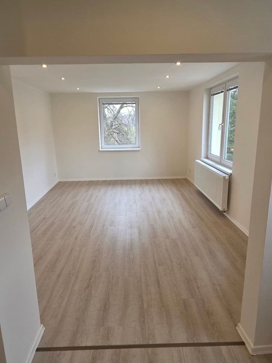Pronájem bytu 4+1 107 m², Dalibora z Myšlína, Doksy, Liberecký kraj Pronájem bytu 4+1 107 m², Dalibora z Myšlína, Doksy, Liberecký kraj