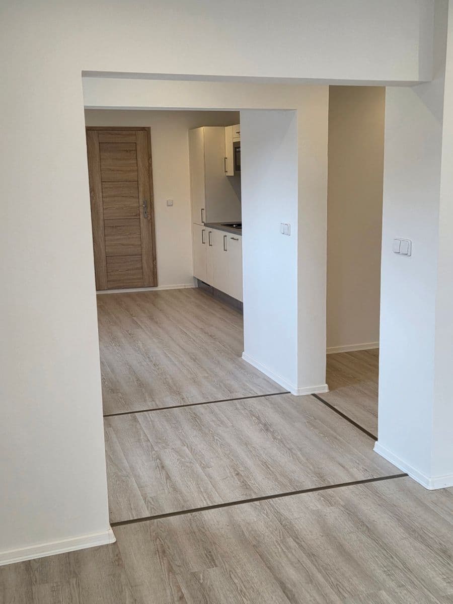 Pronájem bytu 4+1 107 m², Dalibora z Myšlína, Doksy, Liberecký kraj Pronájem bytu 4+1 107 m², Dalibora z Myšlína, Doksy, Liberecký kraj