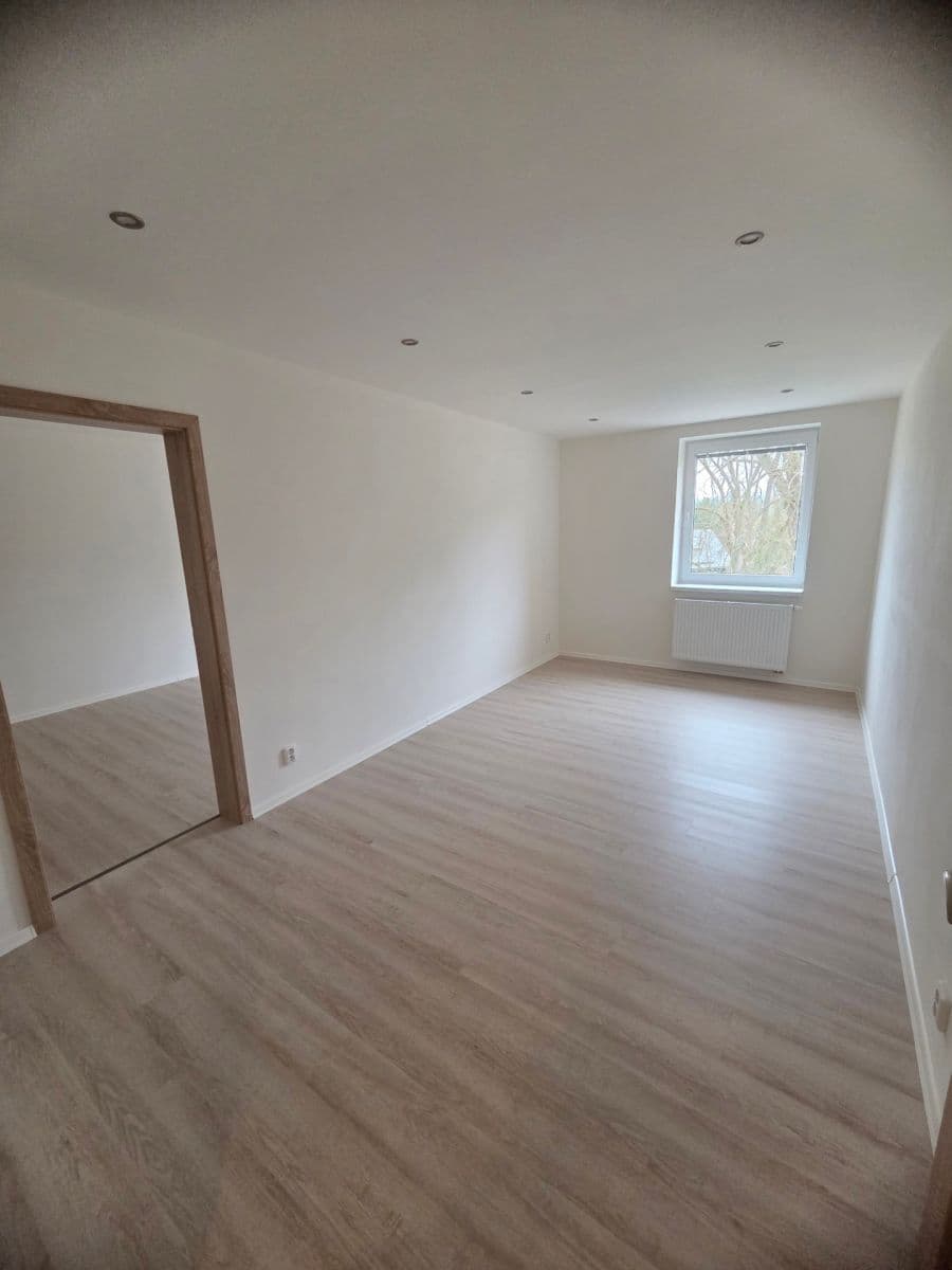 Pronájem bytu 4+1 107 m², Dalibora z Myšlína, Doksy, Liberecký kraj Pronájem bytu 4+1 107 m², Dalibora z Myšlína, Doksy, Liberecký kraj