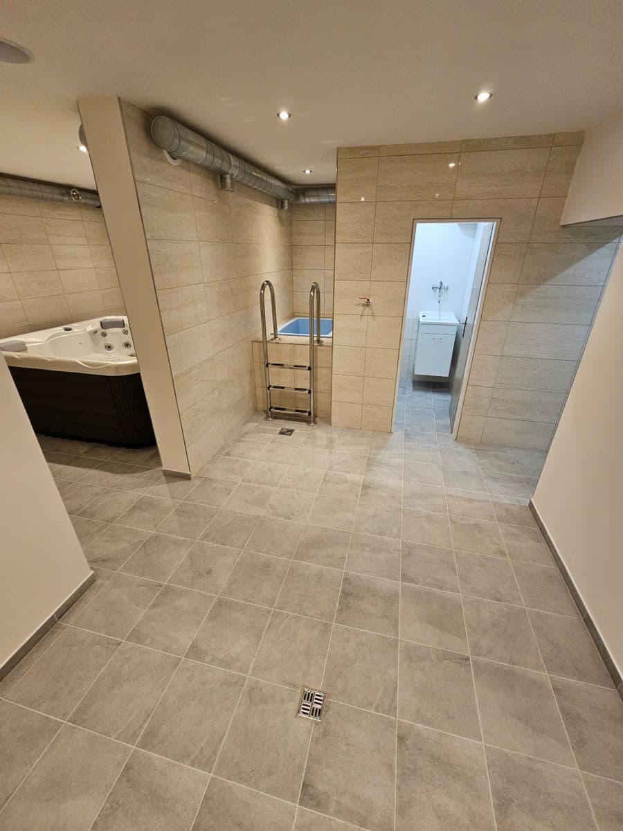 Pronájem bytu 3+kk 73 m², Pod Borným, Doksy, Liberecký kraj Pronájem bytu 3+kk 73 m², Pod Borným, Doksy, Liberecký kraj