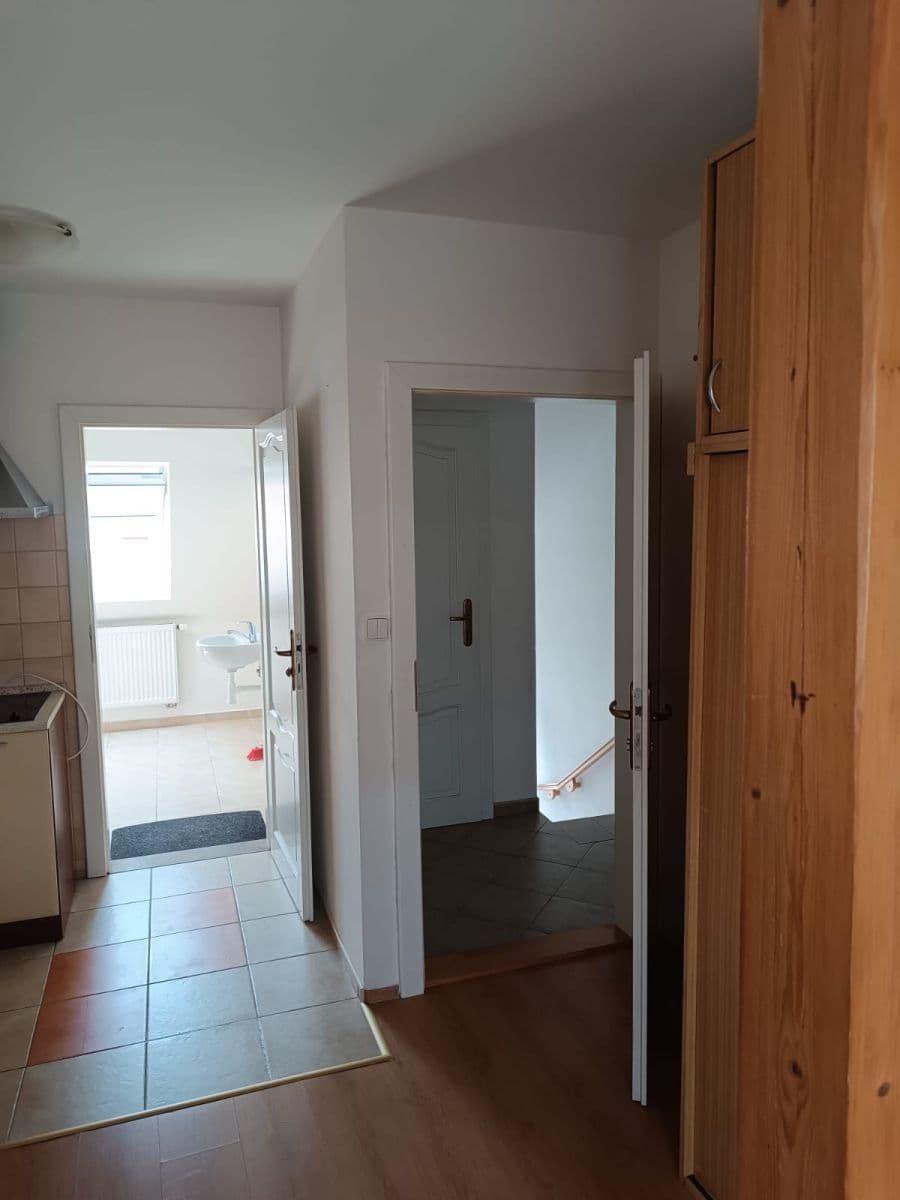 Pronájem bytu 1+kk 25 m², Kašpara Malého, Bechyně, Jihočeský kraj Pronájem bytu 1+kk 25 m², Kašpara Malého, Bechyně, Jihočeský kraj