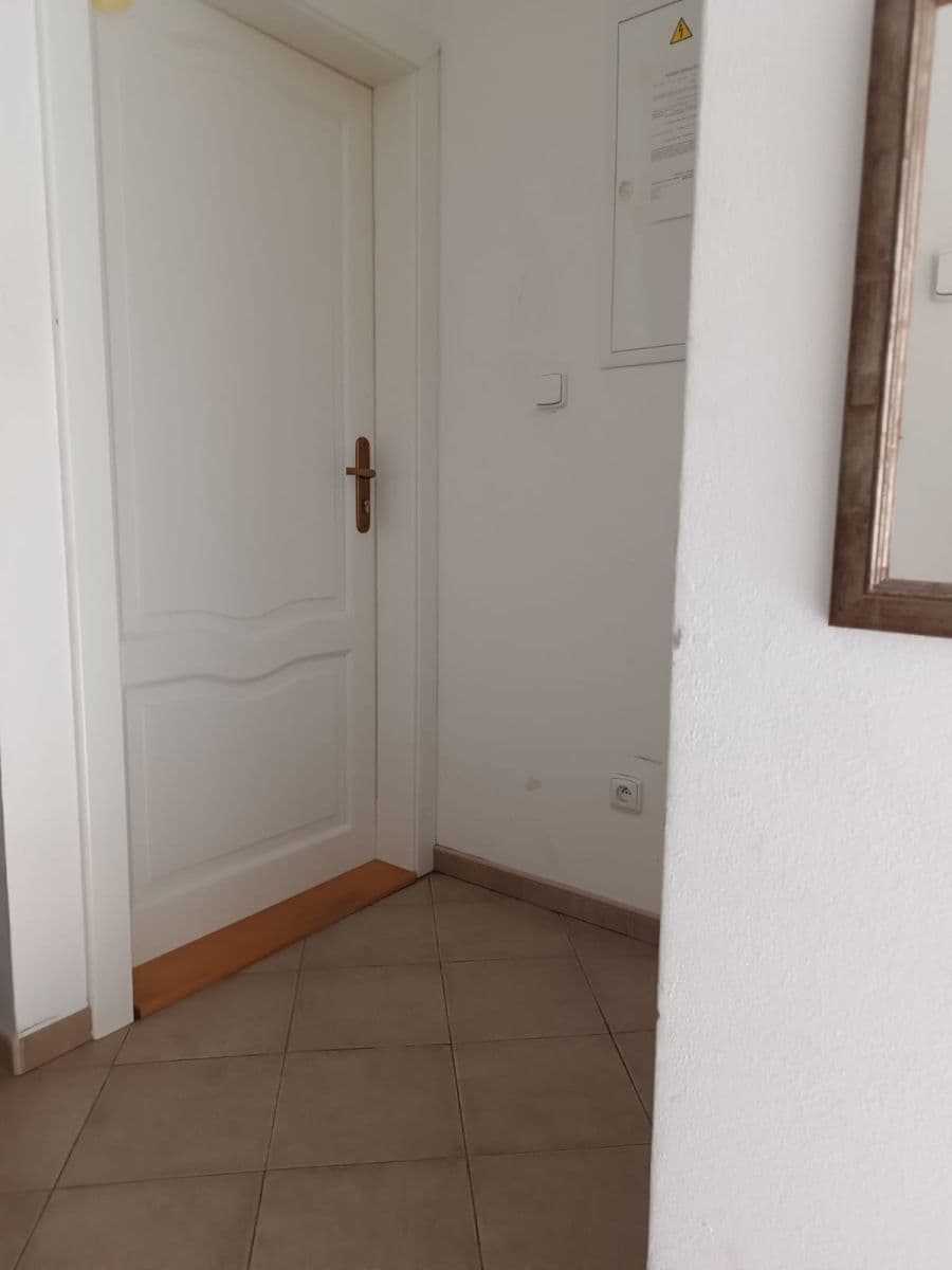 Pronájem bytu 1+kk 25 m², Kašpara Malého, Bechyně, Jihočeský kraj Pronájem bytu 1+kk 25 m², Kašpara Malého, Bechyně, Jihočeský kraj