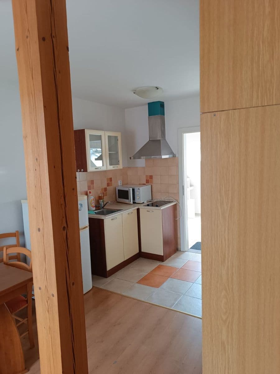 Pronájem bytu 1+kk 25 m², Kašpara Malého, Bechyně, Jihočeský kraj Pronájem bytu 1+kk 25 m², Kašpara Malého, Bechyně, Jihočeský kraj