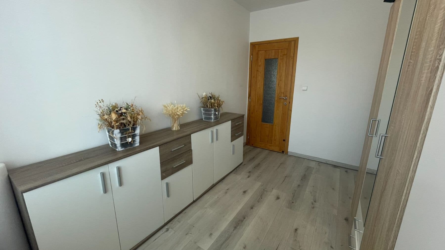 Prodej bytu 4+1 94 m², Uherská, Praha, Praha Prodej bytu 4+1 94 m², Uherská, Praha, Praha