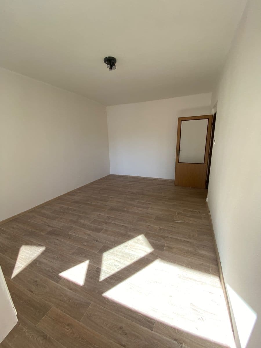 Prodej bytu 1+1 34 m², Jiráskova, Krnov, Moravskoslezský kraj Prodej bytu 1+1 34 m², Jiráskova, Krnov, Moravskoslezský kraj