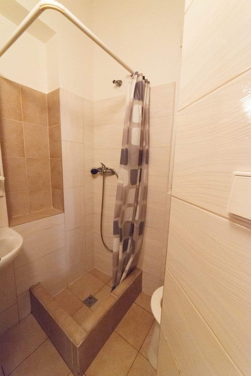 Pronájem bytu 1+kk 27 m², Hartigova, Praha, Praha Pronájem bytu 1+kk 27 m², Hartigova, Praha, Praha