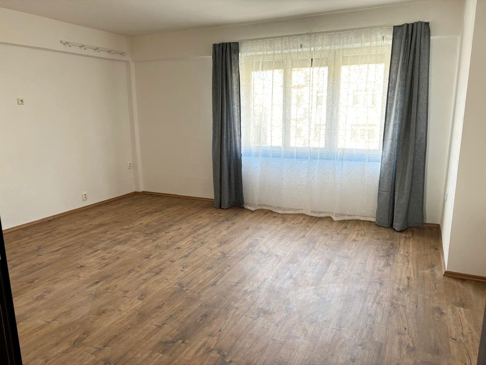 Pronájem bytu 3+1 84 m², Lvovská, Praha, Praha Pronájem bytu 3+1 84 m², Lvovská, Praha, Praha