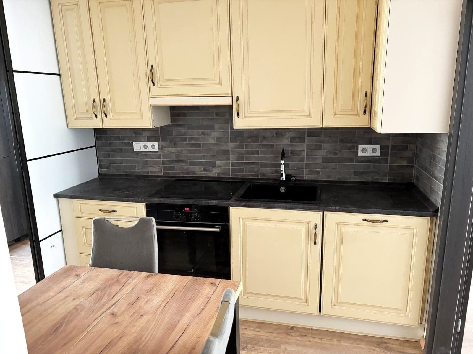 Pronájem bytu 3+1 84 m², Lvovská, Praha, Praha Pronájem bytu 3+1 84 m², Lvovská, Praha, Praha
