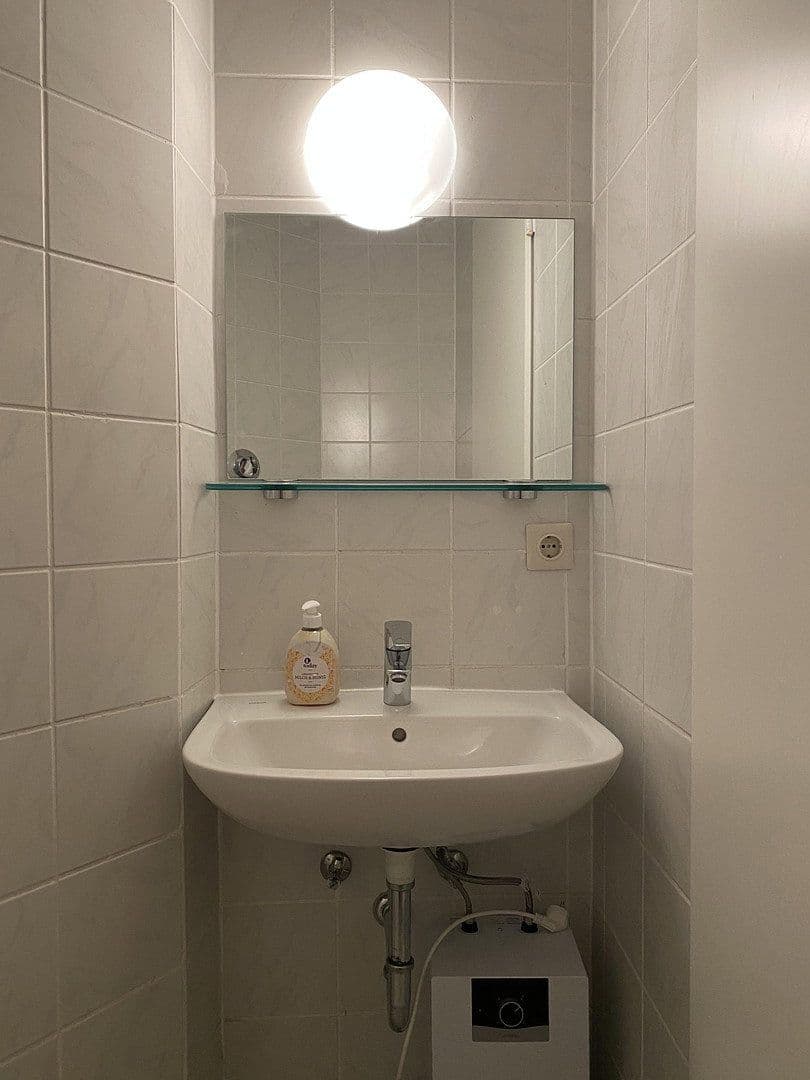 Pronájem bytu 3+1 89 m², Ernst Thälmann Str. 39, Heidenau, Sasko Pronájem bytu 3+1 89 m², Ernst Thälmann Str. 39, Heidenau, Sasko