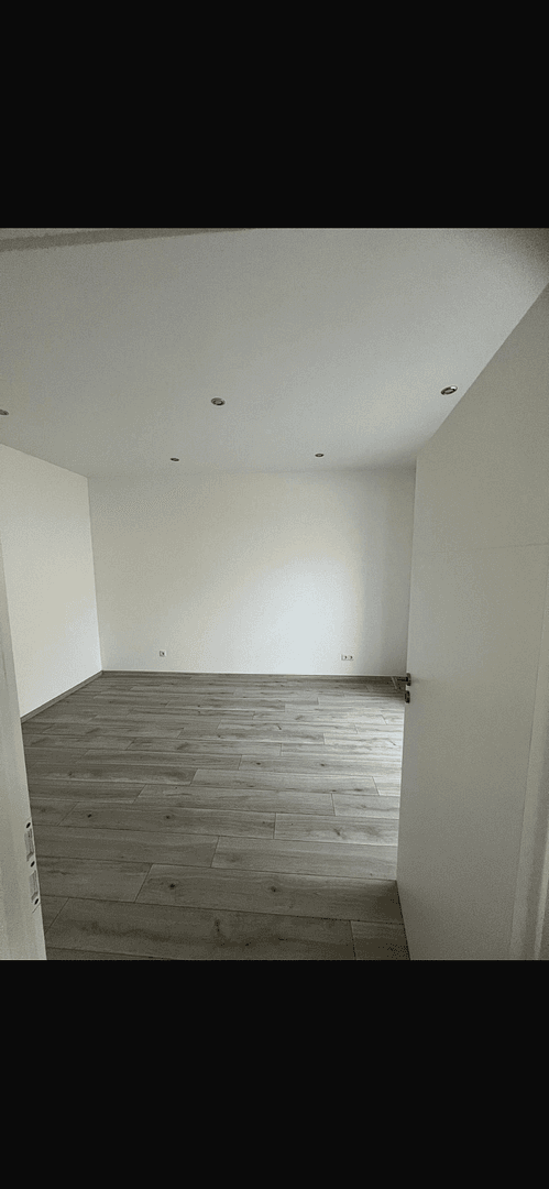 Pronájem bytu 3+1 87 m², Honnefer Str. 4, Asbach, Porýní-Falc Pronájem bytu 3+1 87 m², Honnefer Str. 4, Asbach, Porýní-Falc