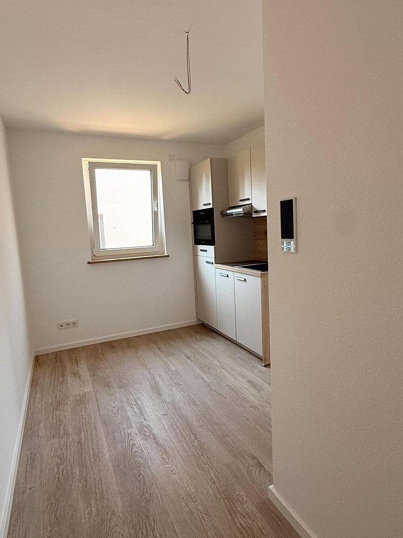 Pronájem bytu 1+1 29 m², Cappeler Straße 34, Marburg, Hessen Pronájem bytu 1+1 29 m², Cappeler Straße 34, Marburg, Hessen