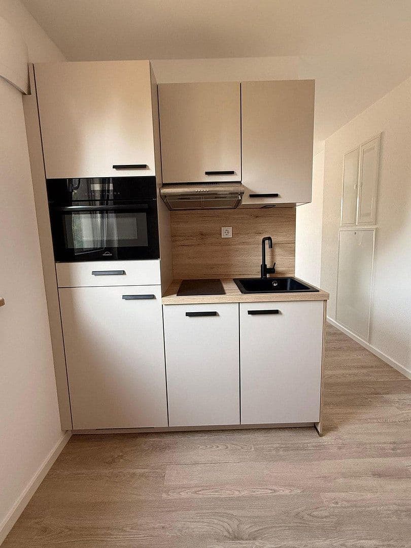 Pronájem bytu 1+1 29 m², Cappeler Straße 34, Marburg, Hessen Pronájem bytu 1+1 29 m², Cappeler Straße 34, Marburg, Hessen