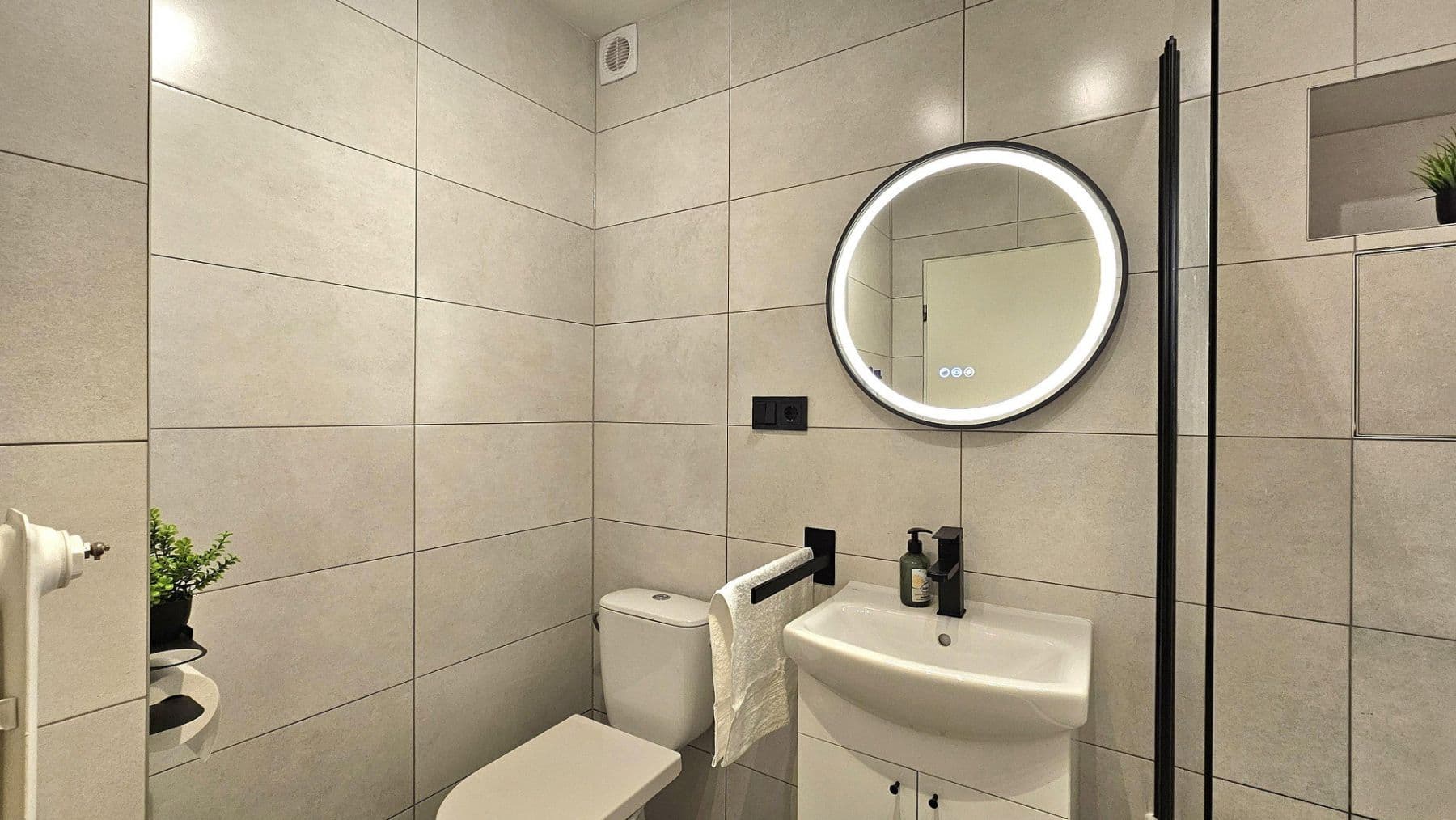 Pronájem bytu 3+1 61 m², München, Bavorsko Pronájem bytu 3+1 61 m², München, Bavorsko