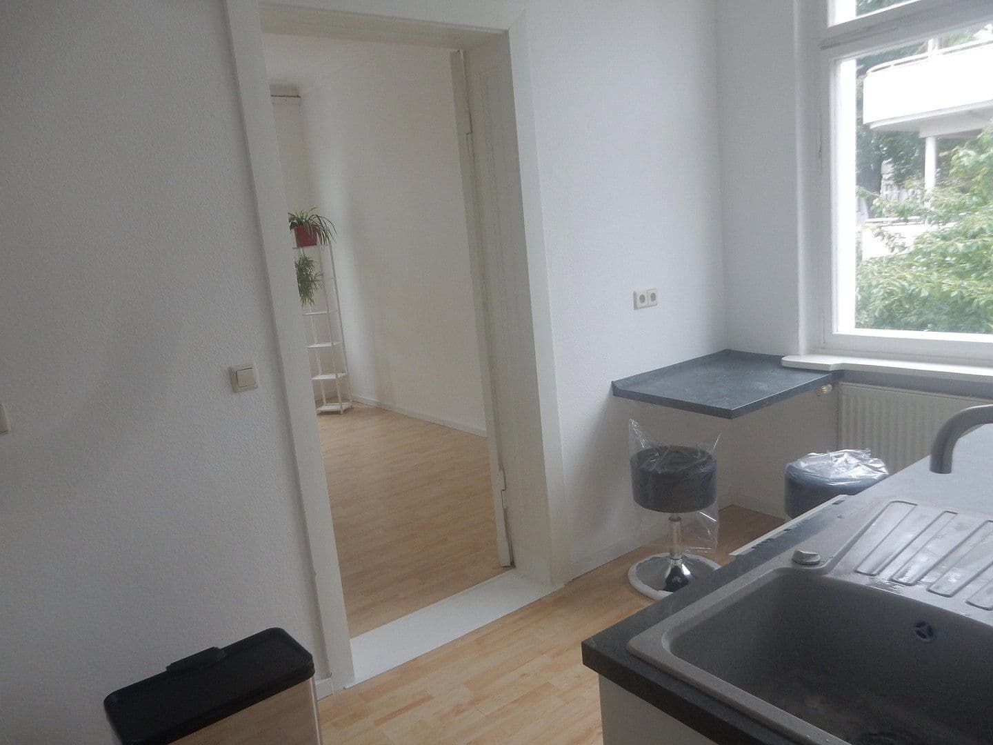 Pronájem bytu 2+1 59 m², Schenkestraße 3, Karlshorst, Berlín Pronájem bytu 2+1 59 m², Schenkestraße 3, Karlshorst, Berlín