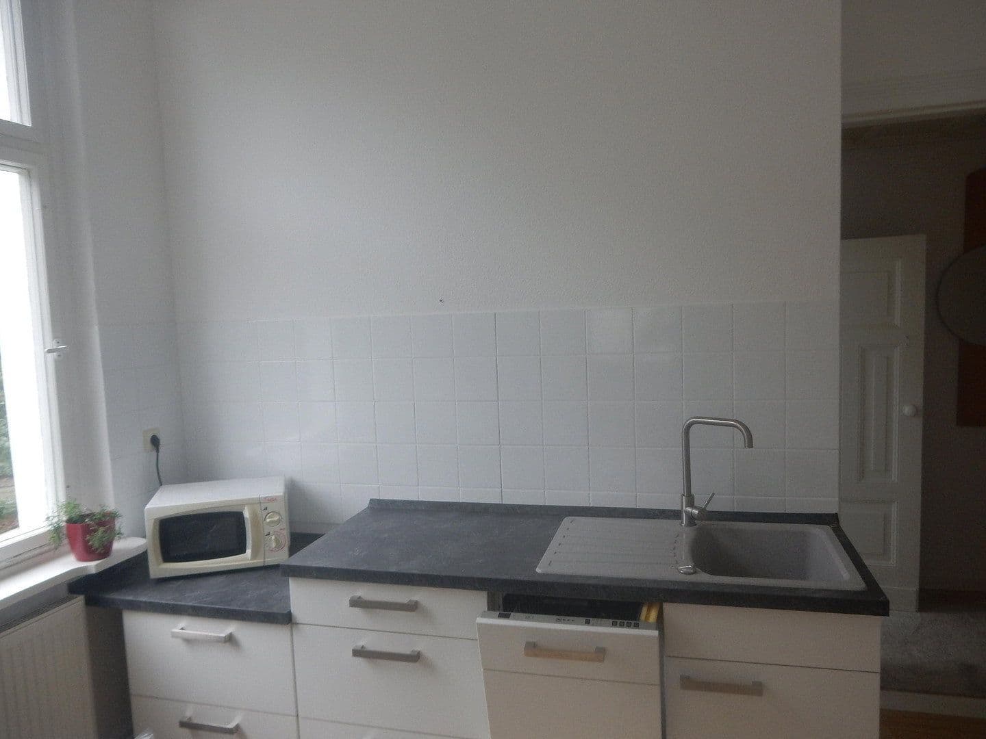 Pronájem bytu 2+1 59 m², Schenkestraße 3, Karlshorst, Berlín Pronájem bytu 2+1 59 m², Schenkestraße 3, Karlshorst, Berlín