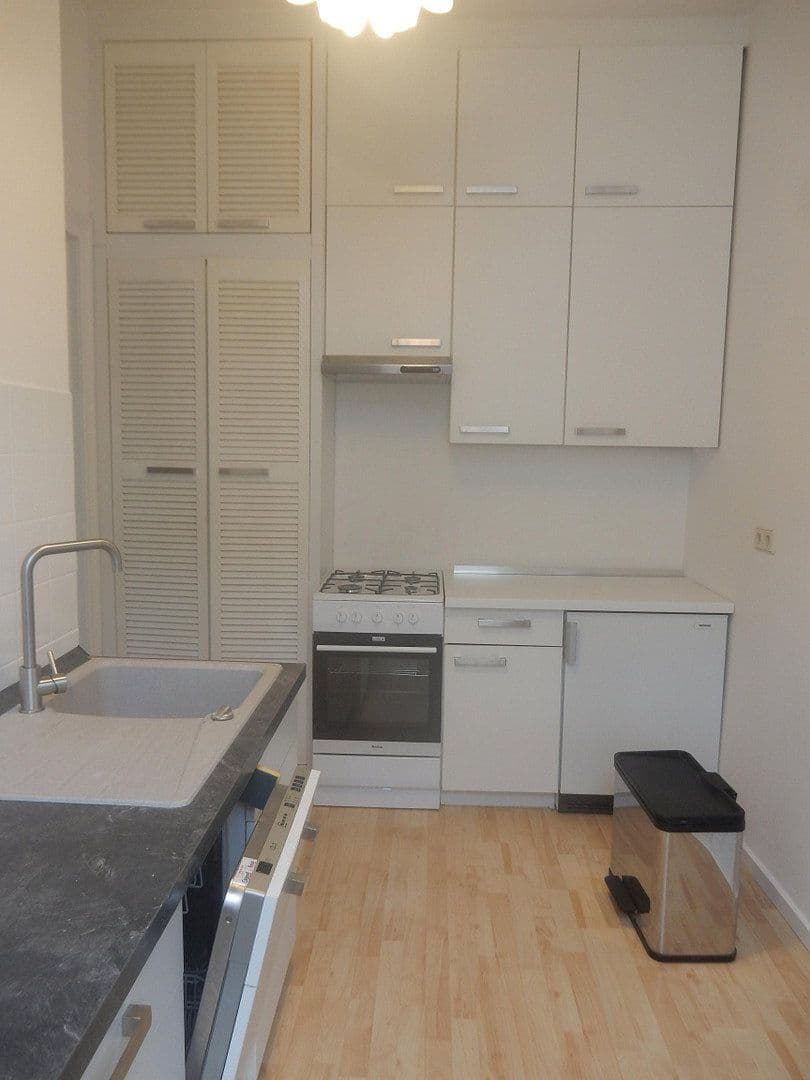 Pronájem bytu 2+1 59 m², Schenkestraße 3, Karlshorst, Berlín Pronájem bytu 2+1 59 m², Schenkestraße 3, Karlshorst, Berlín