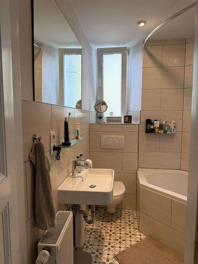 Prodej bytu 3+1 80 m², Lokstedter Weg 104, Hamburg, Hamburg Prodej bytu 3+1 80 m², Lokstedter Weg 104, Hamburg, Hamburg