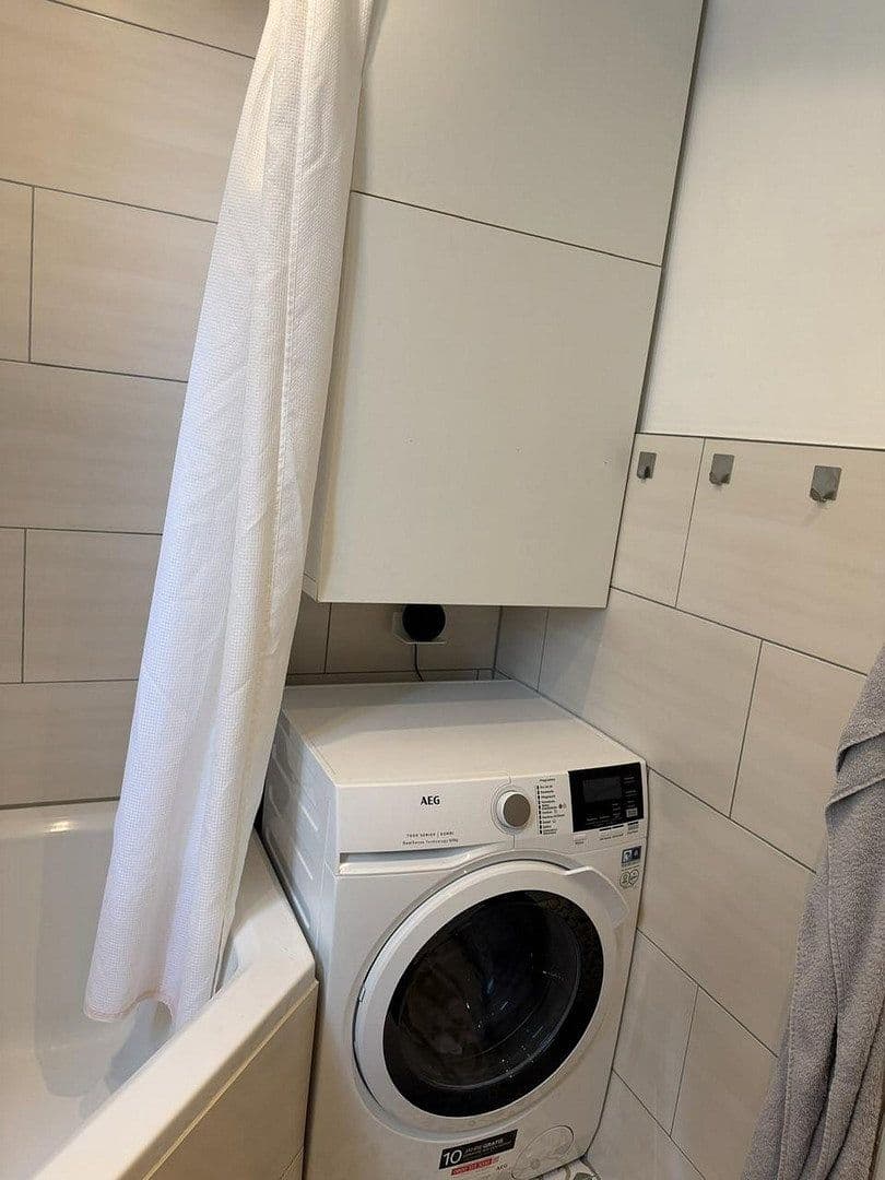 Prodej bytu 3+1 80 m², Lokstedter Weg 104, Hamburg, Hamburg Prodej bytu 3+1 80 m², Lokstedter Weg 104, Hamburg, Hamburg