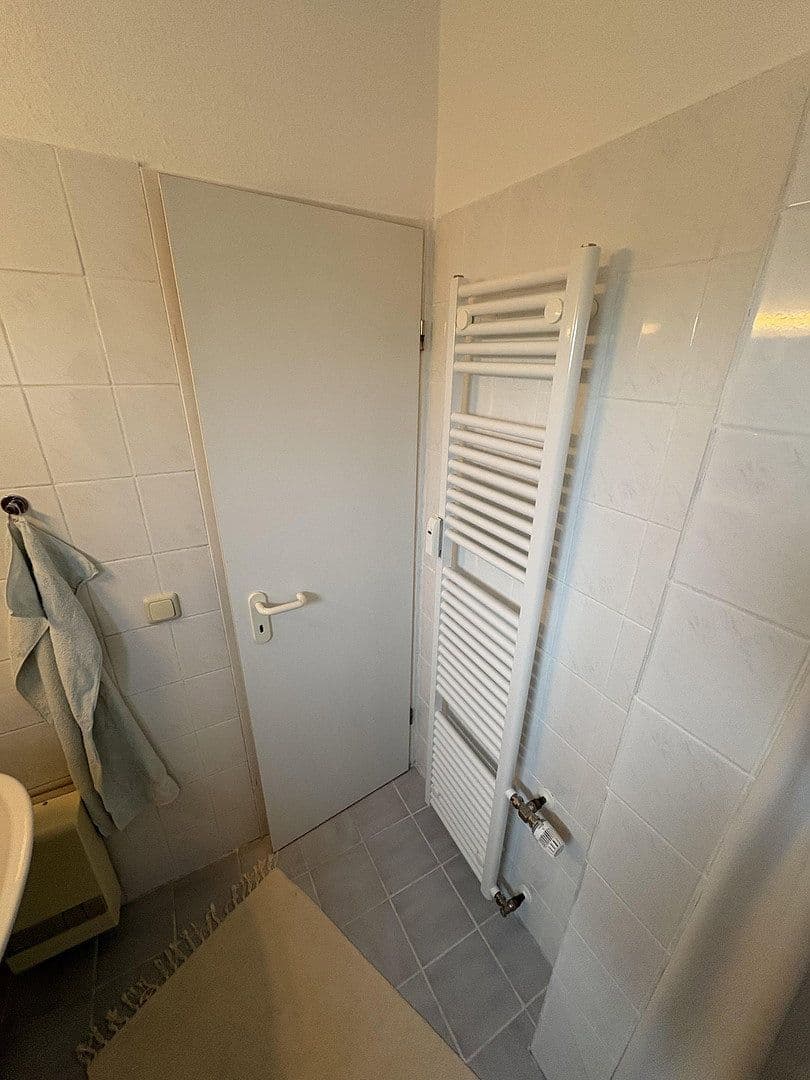 Pronájem bytu 1+1 26 m², Essen, Severní Porýní-Vestfálsko Pronájem bytu 1+1 26 m², Essen, Severní Porýní-Vestfálsko