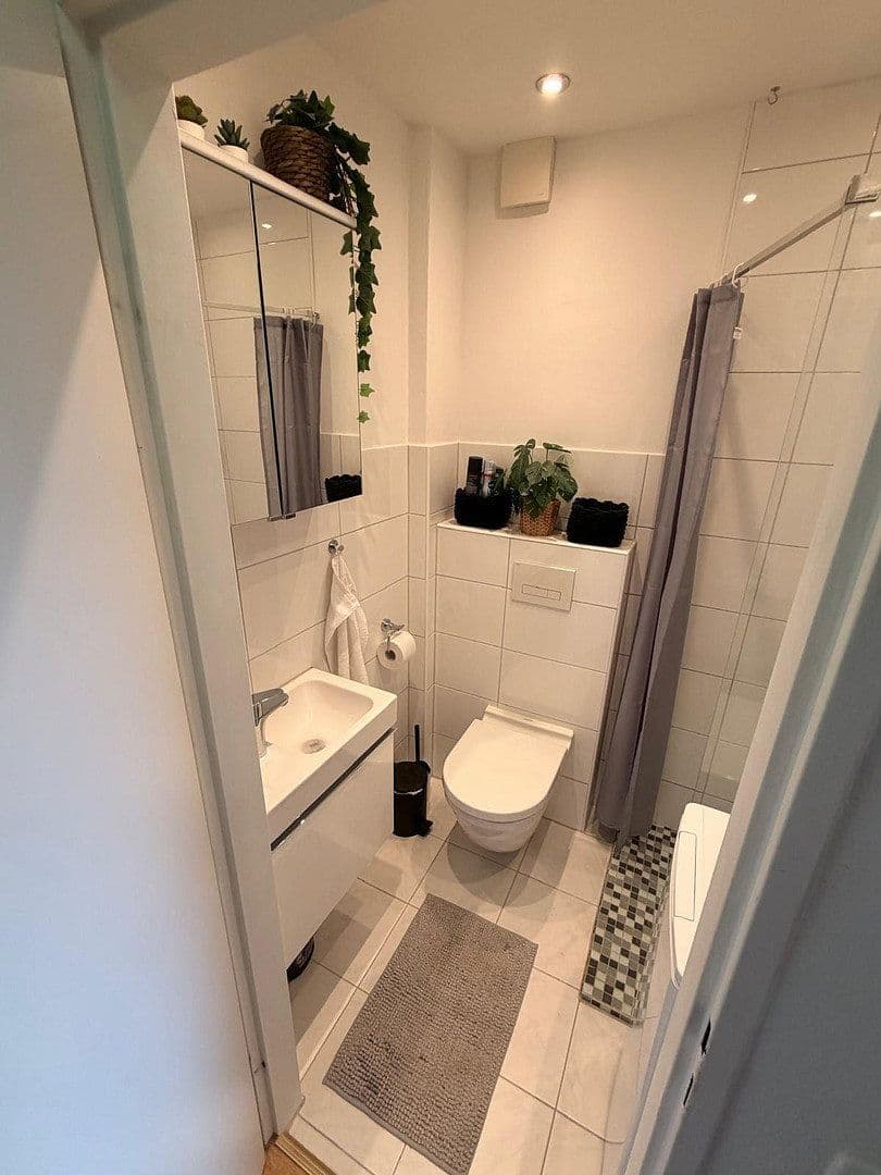 Pronájem bytu 2+1 34 m², Nordstraße, Köln, Severní Porýní-Vestfálsko Pronájem bytu 2+1 34 m², Nordstraße, Köln, Severní Porýní-Vestfálsko