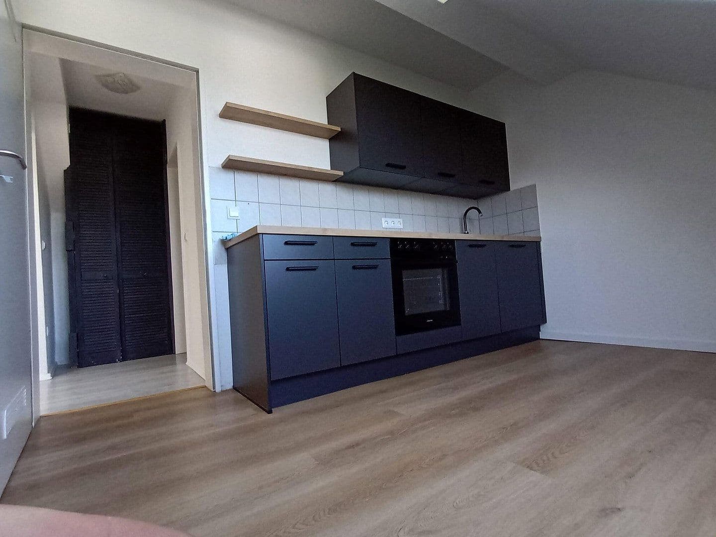 Pronájem bytu 3+1 70 m², Helmholtzplatz 5, Essen, Severní Porýní-Vestfálsko Pronájem bytu 3+1 70 m², Helmholtzplatz 5, Essen, Severní Porýní-Vestfálsko