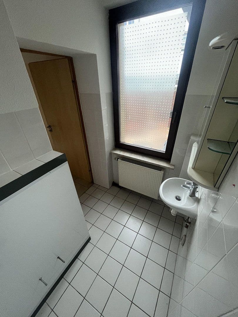 Pronájem bytu 2+1 81 m², Pechauer Str. 1, Magdeburg, Sasko-Anhaltsko Pronájem bytu 2+1 81 m², Pechauer Str. 1, Magdeburg, Sasko-Anhaltsko