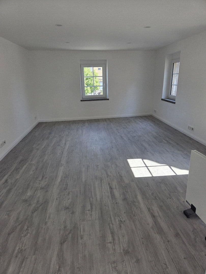 Prodej domu 283 m², pozemek 432 m², Schirgiswalde-Kirschau, Sasko Prodej domu 283 m², pozemek 432 m², Schirgiswalde-Kirschau, Sasko