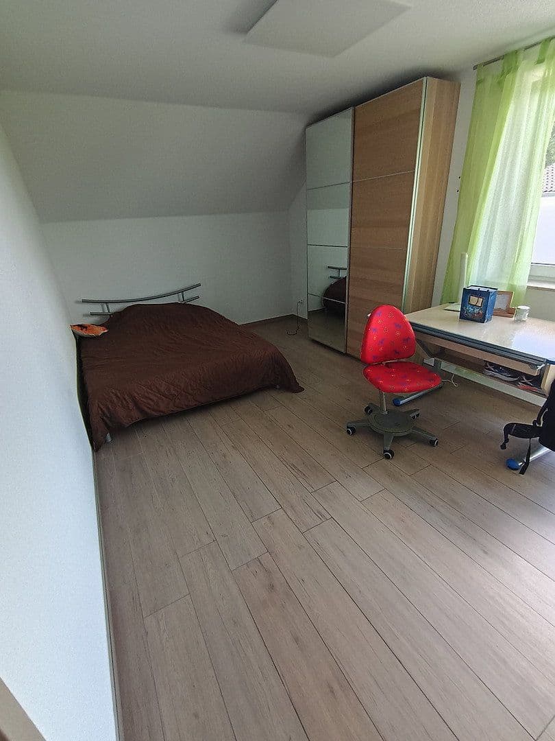 Prodej domu 124 m², pozemek 260 m², Öhringen, Bádensko-Württembersko Prodej domu 124 m², pozemek 260 m², Öhringen, Bádensko-Württembersko