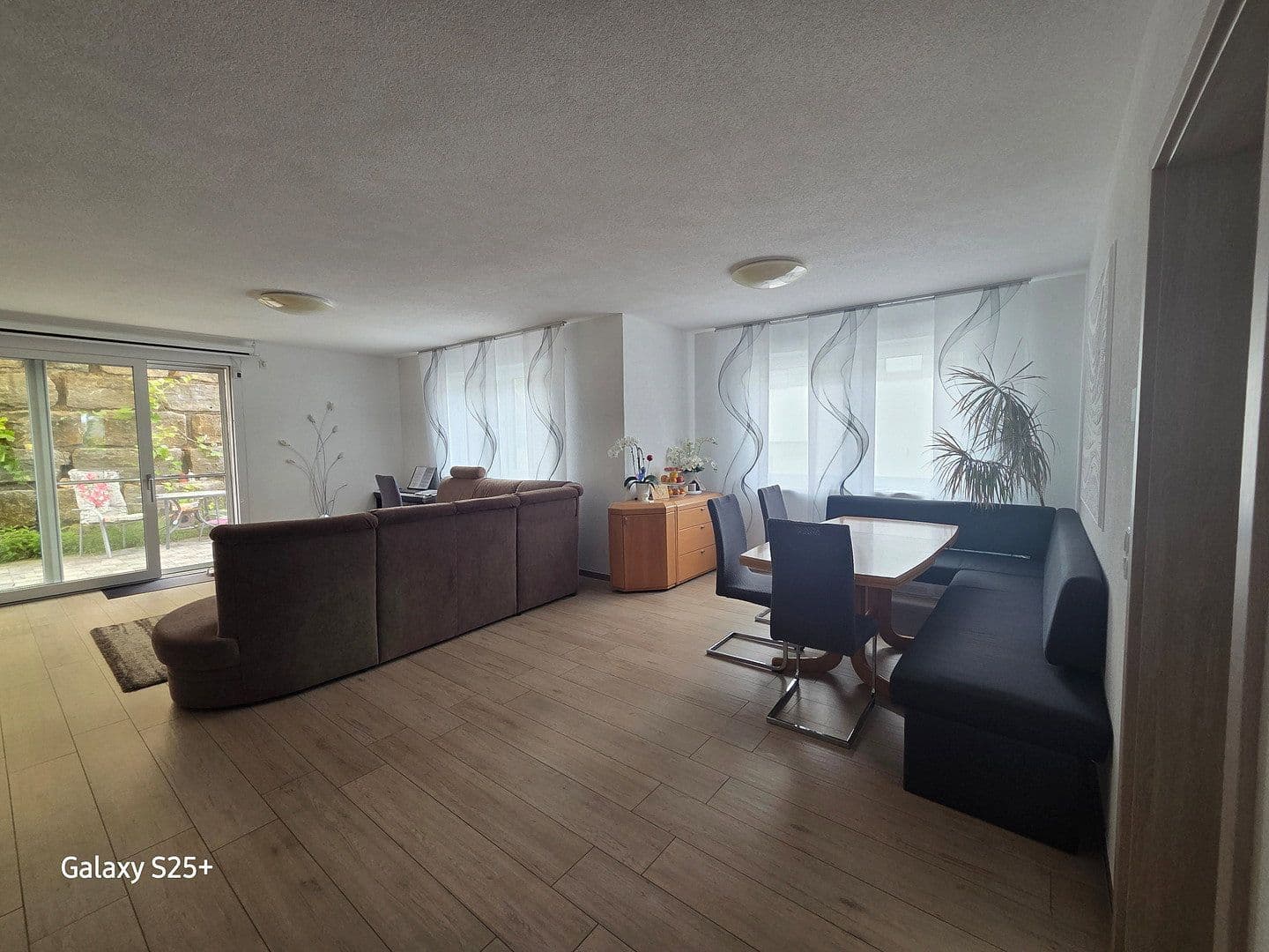 Prodej domu 124 m², pozemek 260 m², Öhringen, Bádensko-Württembersko Prodej domu 124 m², pozemek 260 m², Öhringen, Bádensko-Württembersko