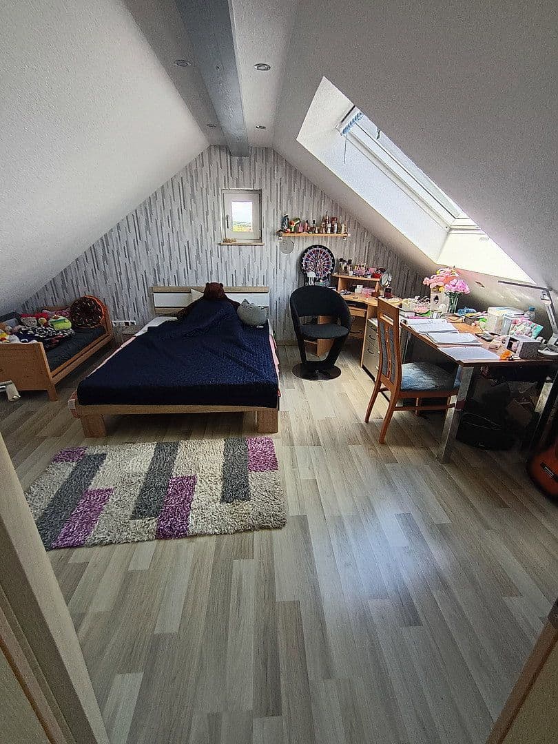 Prodej domu 124 m², pozemek 260 m², Öhringen, Bádensko-Württembersko Prodej domu 124 m², pozemek 260 m², Öhringen, Bádensko-Württembersko