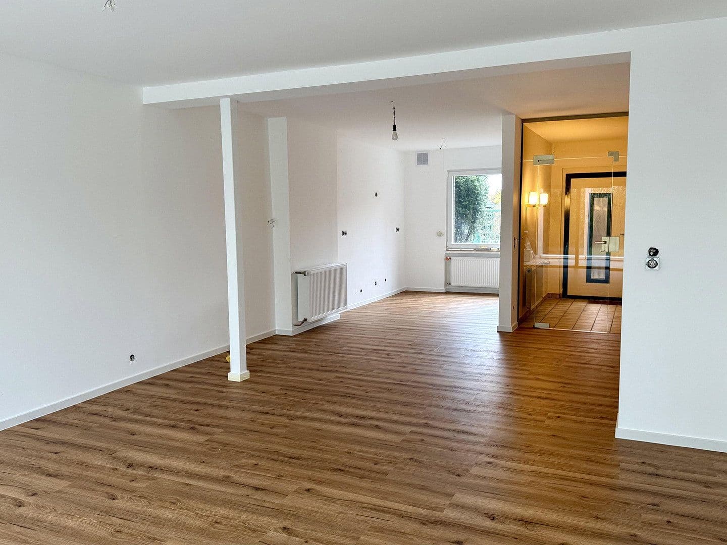 Prodej domu 156 m², pozemek 320 m², Belm, Dolní Sasko Prodej domu 156 m², pozemek 320 m², Belm, Dolní Sasko