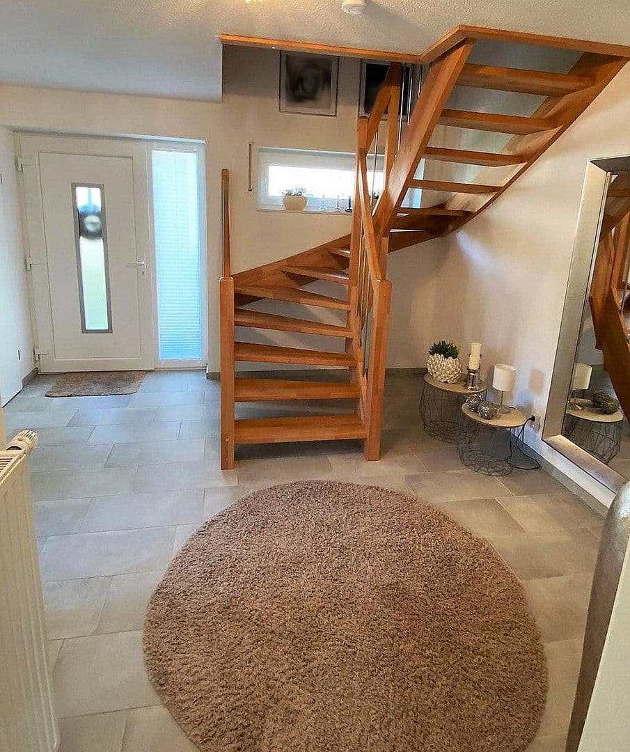 Pronájem domu 127 m², pozemek 466 m², Emstek, Dolní Sasko Pronájem domu 127 m², pozemek 466 m², Emstek, Dolní Sasko