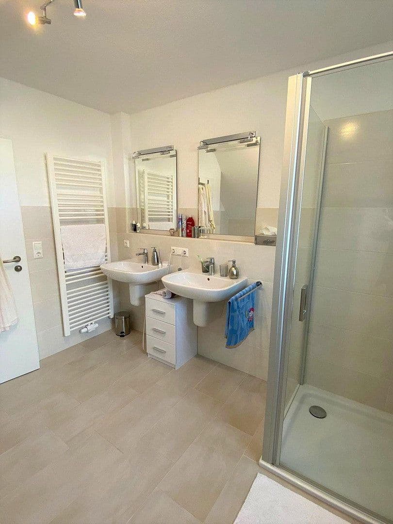 Pronájem domu 127 m², pozemek 466 m², Emstek, Dolní Sasko Pronájem domu 127 m², pozemek 466 m², Emstek, Dolní Sasko