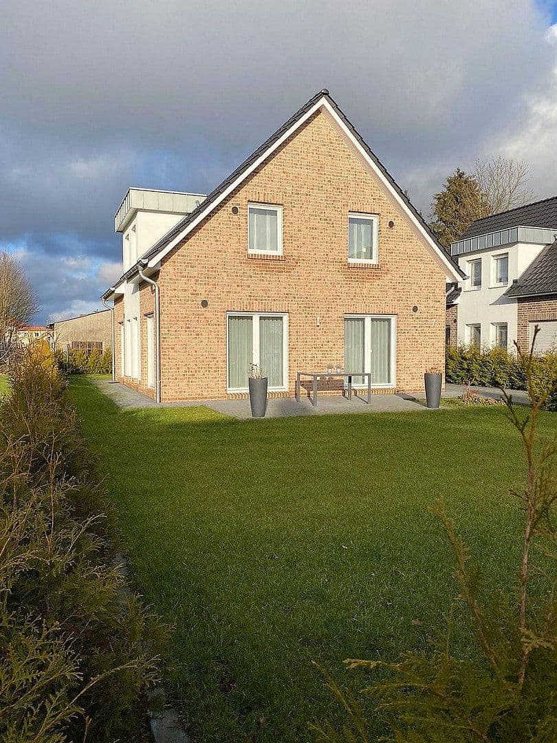 Pronájem domu 127 m², pozemek 466 m², Emstek, Dolní Sasko Pronájem domu 127 m², pozemek 466 m², Emstek, Dolní Sasko