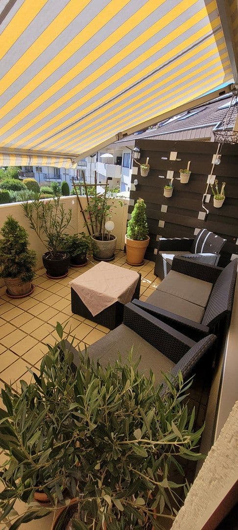Prodej bytu 3+1 83 m², Aalenerstraße 24, Leonberg, Bádensko-Württembersko Prodej bytu 3+1 83 m², Aalenerstraße 24, Leonberg, Bádensko-Württembersko