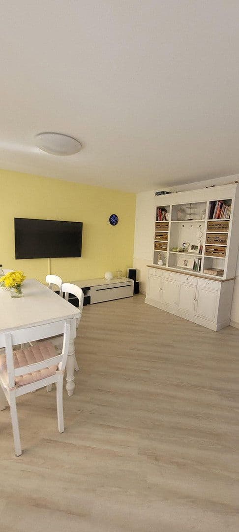 Prodej bytu 3+1 83 m², Aalenerstraße 24, Leonberg, Bádensko-Württembersko Prodej bytu 3+1 83 m², Aalenerstraße 24, Leonberg, Bádensko-Württembersko
