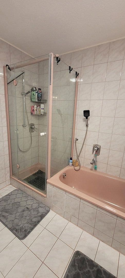 Prodej bytu 3+1 83 m², Aalenerstraße 24, Leonberg, Bádensko-Württembersko Prodej bytu 3+1 83 m², Aalenerstraße 24, Leonberg, Bádensko-Württembersko