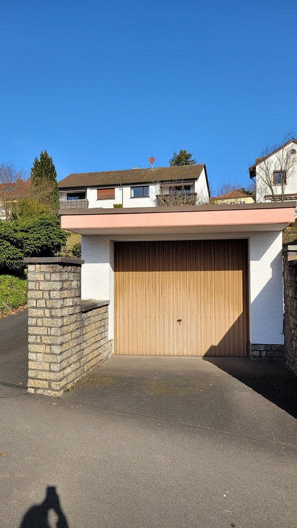 Prodej domu 143 m², pozemek 881 m², Aschaffenburg, Bavorsko Prodej domu 143 m², pozemek 881 m², Aschaffenburg, Bavorsko
