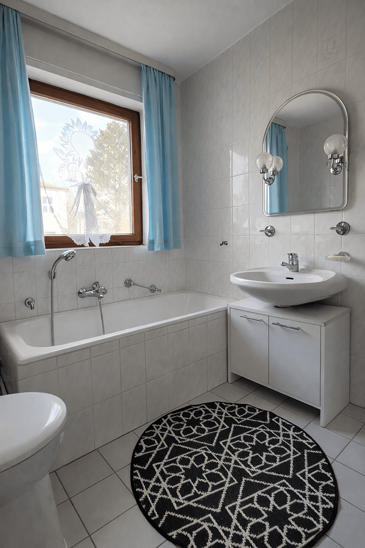 Prodej domu 143 m², pozemek 881 m², Aschaffenburg, Bavorsko Prodej domu 143 m², pozemek 881 m², Aschaffenburg, Bavorsko
