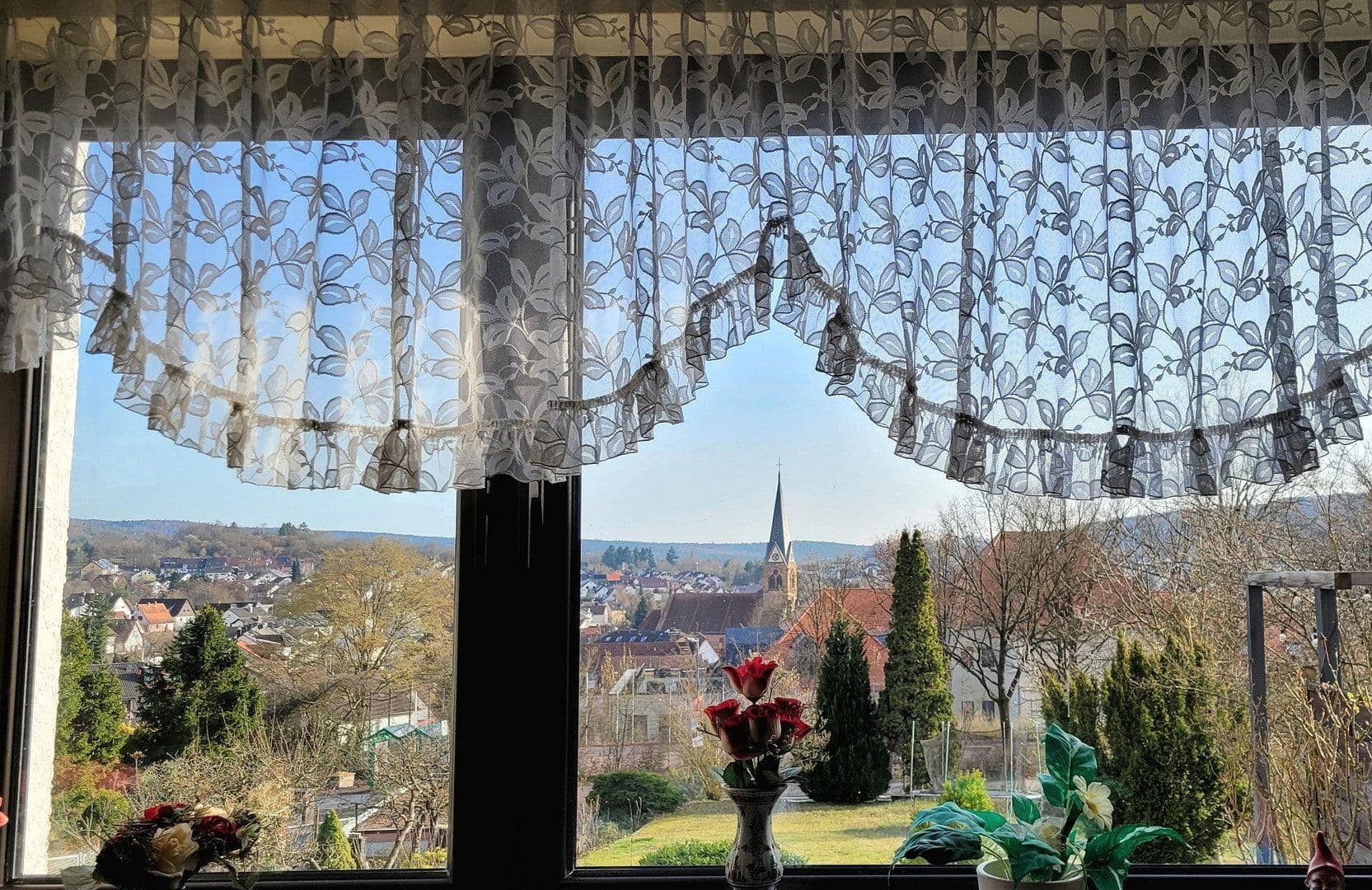 Prodej domu 143 m², pozemek 881 m², Aschaffenburg, Bavorsko Prodej domu 143 m², pozemek 881 m², Aschaffenburg, Bavorsko