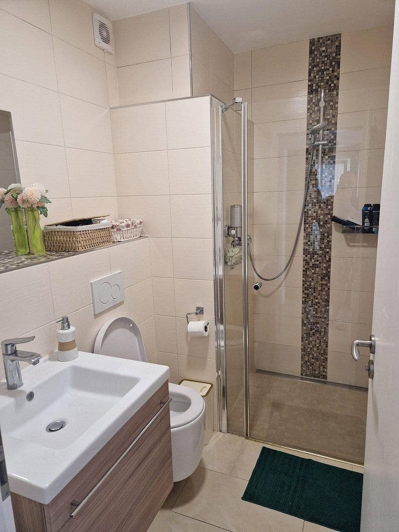 Prodej bytu 4+1 104 m², Albrecht-Dürer-Straße 15, Wiesbaden, Hessen Prodej bytu 4+1 104 m², Albrecht-Dürer-Straße 15, Wiesbaden, Hessen