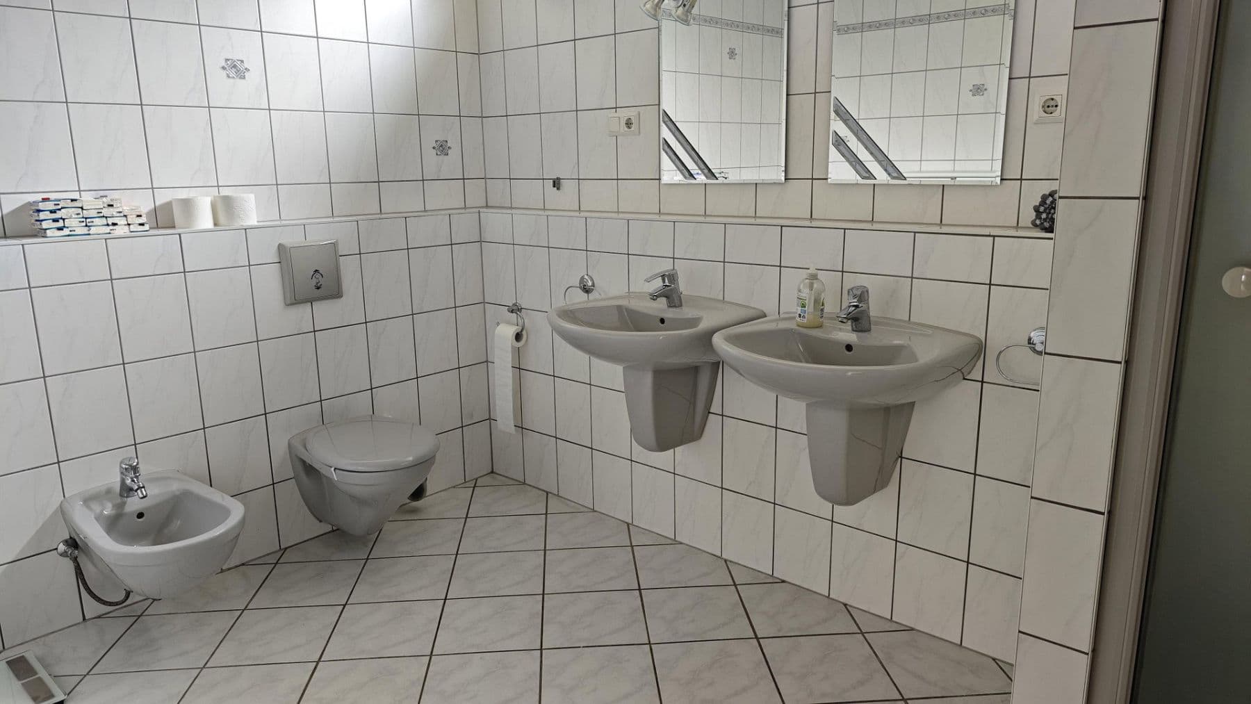 Prodej domu 127 m², pozemek 313 m², Oberlinstraße 42, Wiesbaden, Hessen Prodej domu 127 m², pozemek 313 m², Oberlinstraße 42, Wiesbaden, Hessen