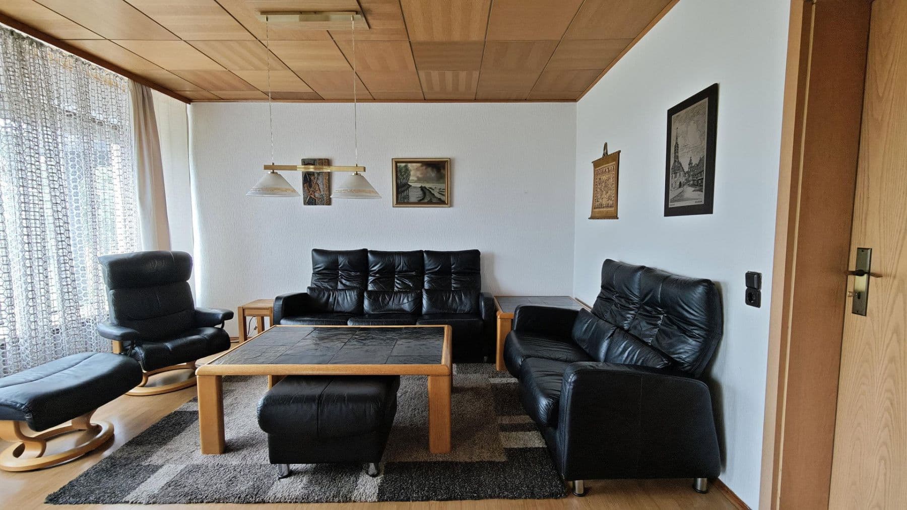 Prodej domu 127 m², pozemek 313 m², Oberlinstraße 42, Wiesbaden, Hessen Prodej domu 127 m², pozemek 313 m², Oberlinstraße 42, Wiesbaden, Hessen