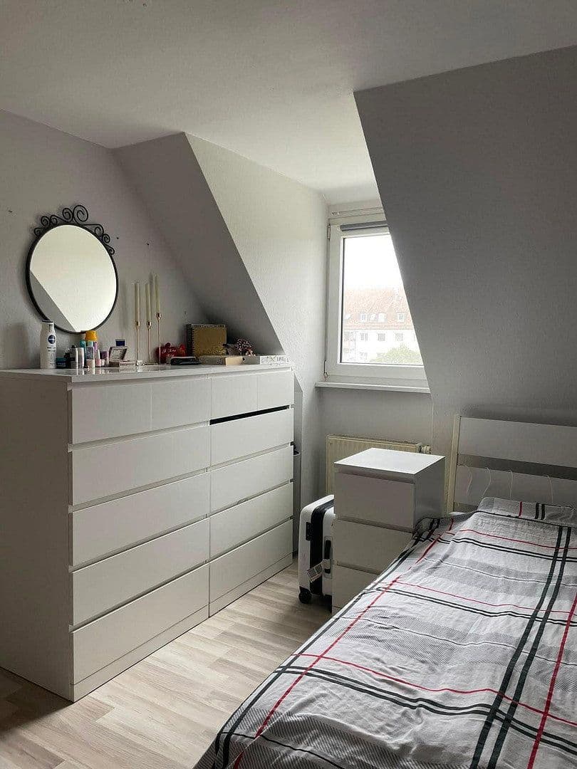 Pronájem bytu 2+1 40 m², Jägerstrasse 5, Ludwigsburg, Bádensko-Württembersko Pronájem bytu 2+1 40 m², Jägerstrasse 5, Ludwigsburg, Bádensko-Württembersko