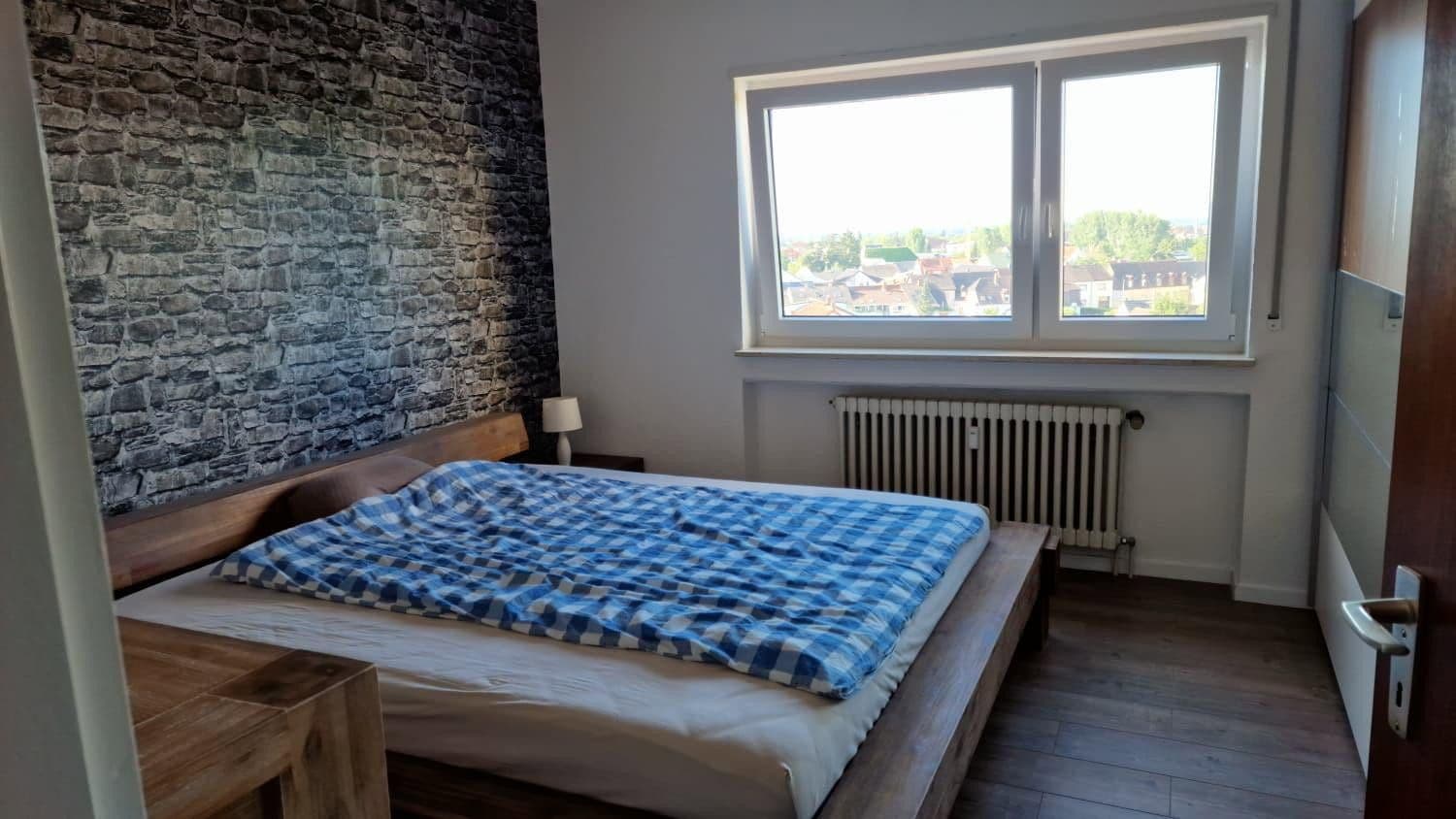 Pronájem bytu 2+1 71 m², Berlinallee 13, Hockenheim, Bádensko-Württembersko Pronájem bytu 2+1 71 m², Berlinallee 13, Hockenheim, Bádensko-Württembersko