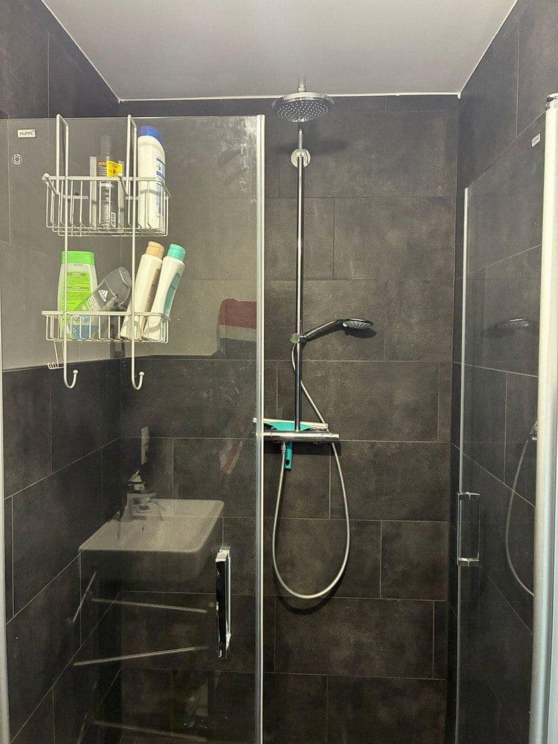 Pronájem bytu 5+1 94 m², Bonn, Severní Porýní-Vestfálsko Pronájem bytu 5+1 94 m², Bonn, Severní Porýní-Vestfálsko