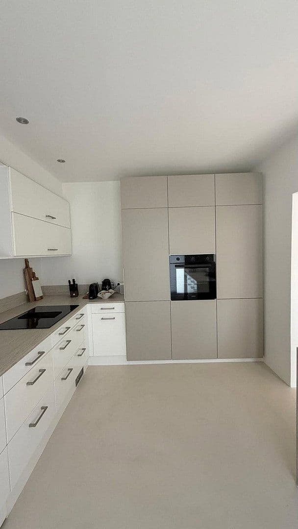 Prodej domu 346 m², pozemek 680 m², Pulheim, Severní Porýní-Vestfálsko Prodej domu 346 m², pozemek 680 m², Pulheim, Severní Porýní-Vestfálsko